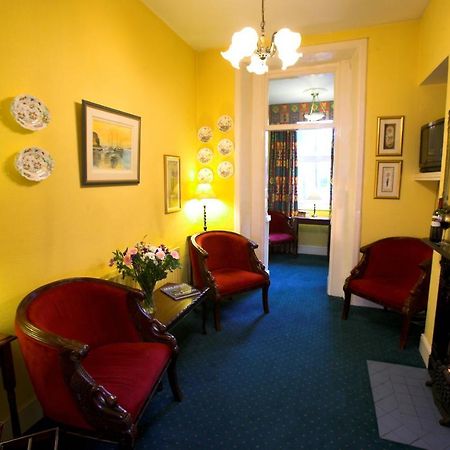 The Redbank Guesthouse Скерріс Екстер'єр фото